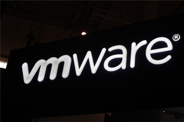 博通VMware ESXi官宣放弃支持中文！仅保留英、日等语言