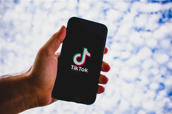 特朗普称美国要拥有TikTok 50%所有权 官方回应：应由企业自主决定